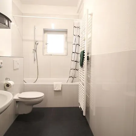 Top Location - With Smart Tv & Netflix Wurtzburgo
